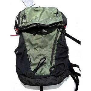High Sierra Pathway 2.0 Backpack with Hydration Storage Army Green 30L hiking